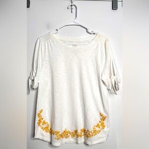 St John’s Bay women’s shirt sleeve top. Size Medium